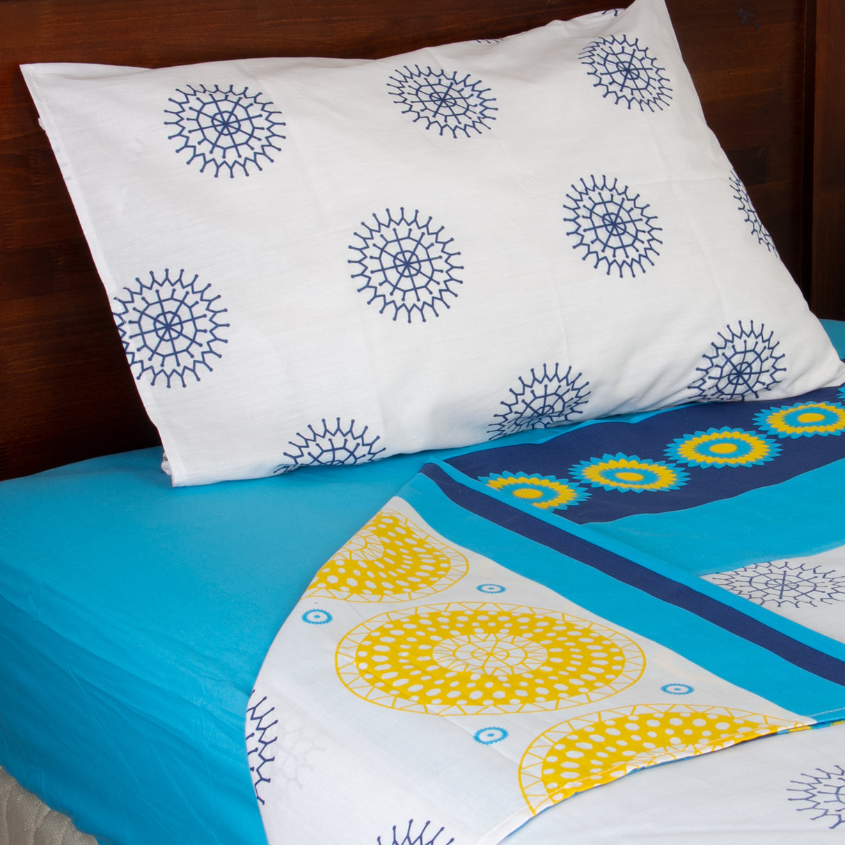 Juego de Sabanas Modelo Runas 1,5 Plazas Calipso