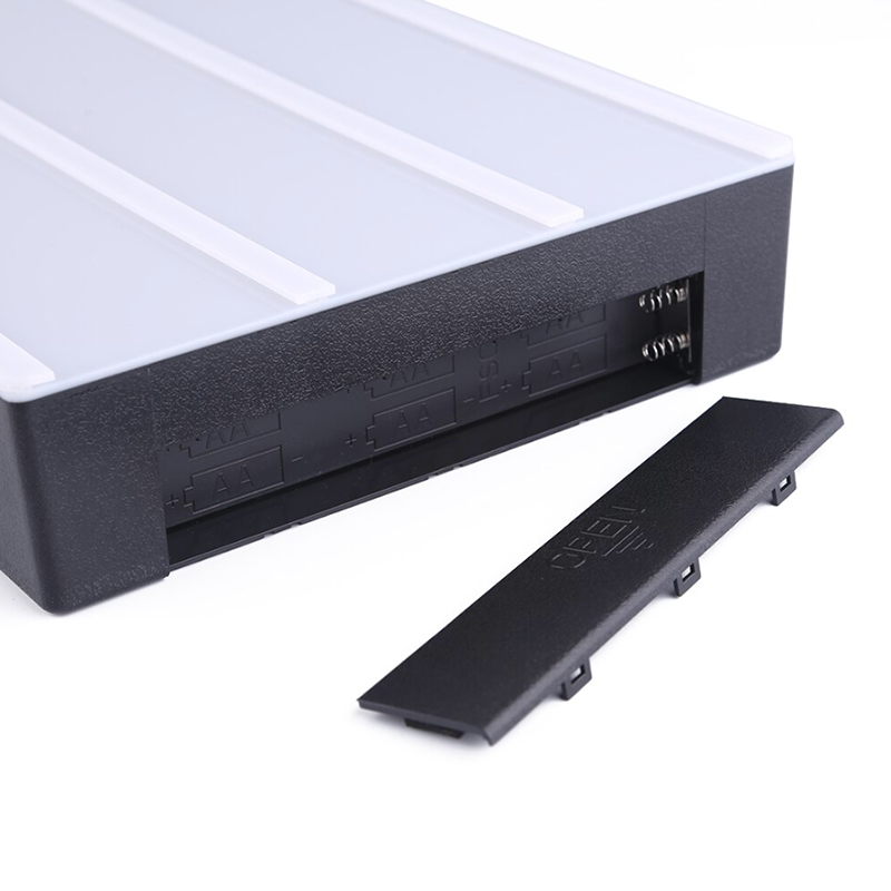 Caja de luz con tres filas para escribir mensajes